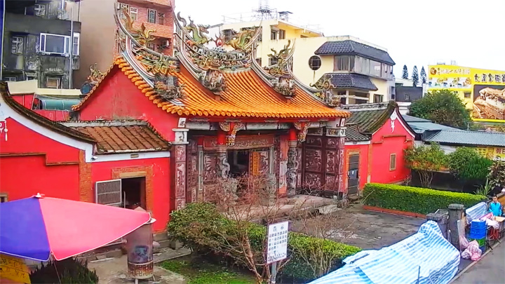 Онлайн веб-камера в старом городе Даси, Таоюань, Тайвань: Буддистский храм на улице Пуджи-роуд, Таоюань, Тайвань